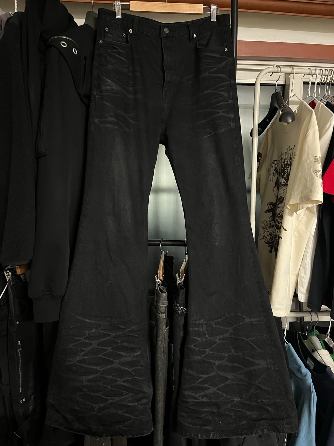 에모스탠스클럽 펜타그램 와이드 플레어진 1size 상품이미지2