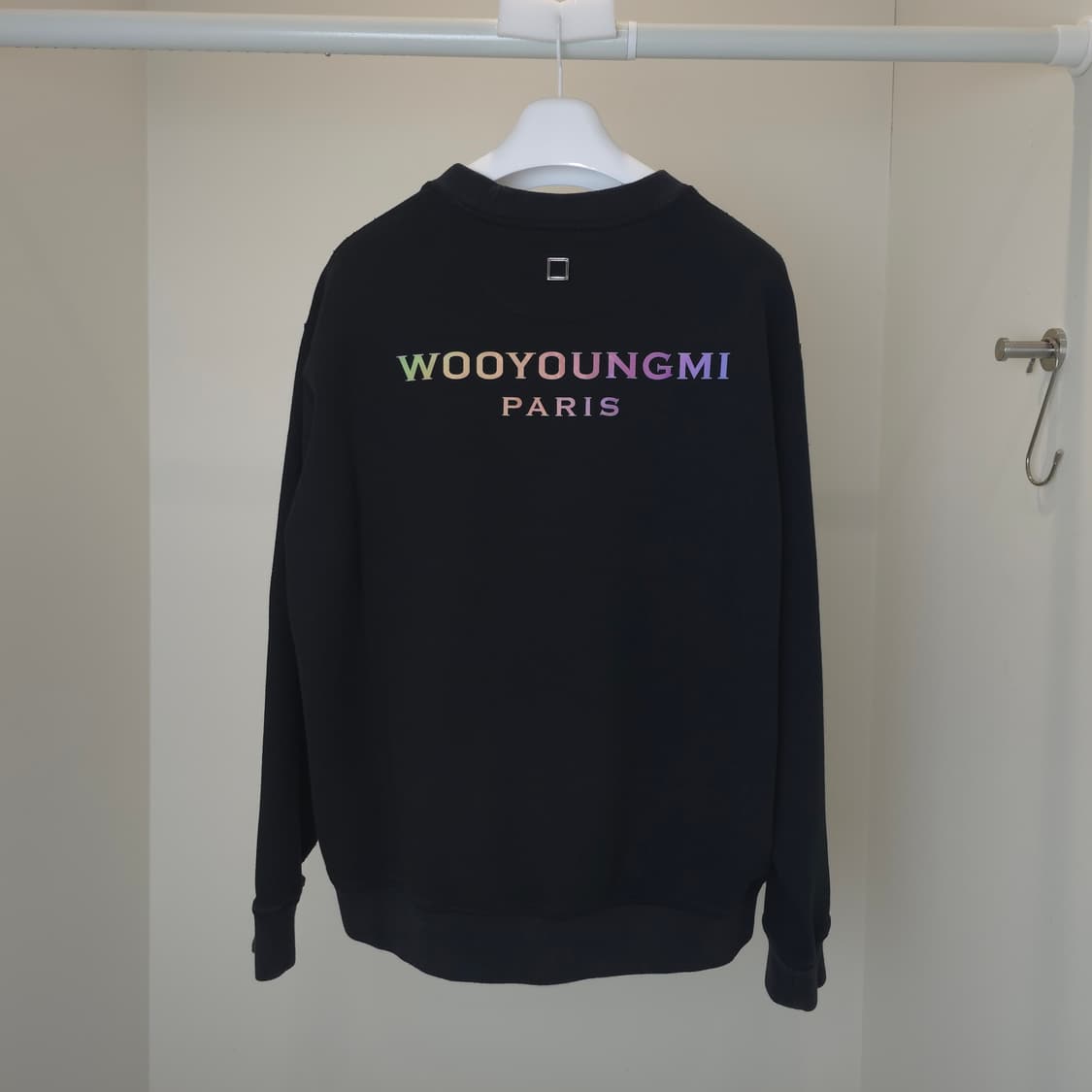 [중고/정품] 우영미  로고 맨투맨 블랙 상품이미지2