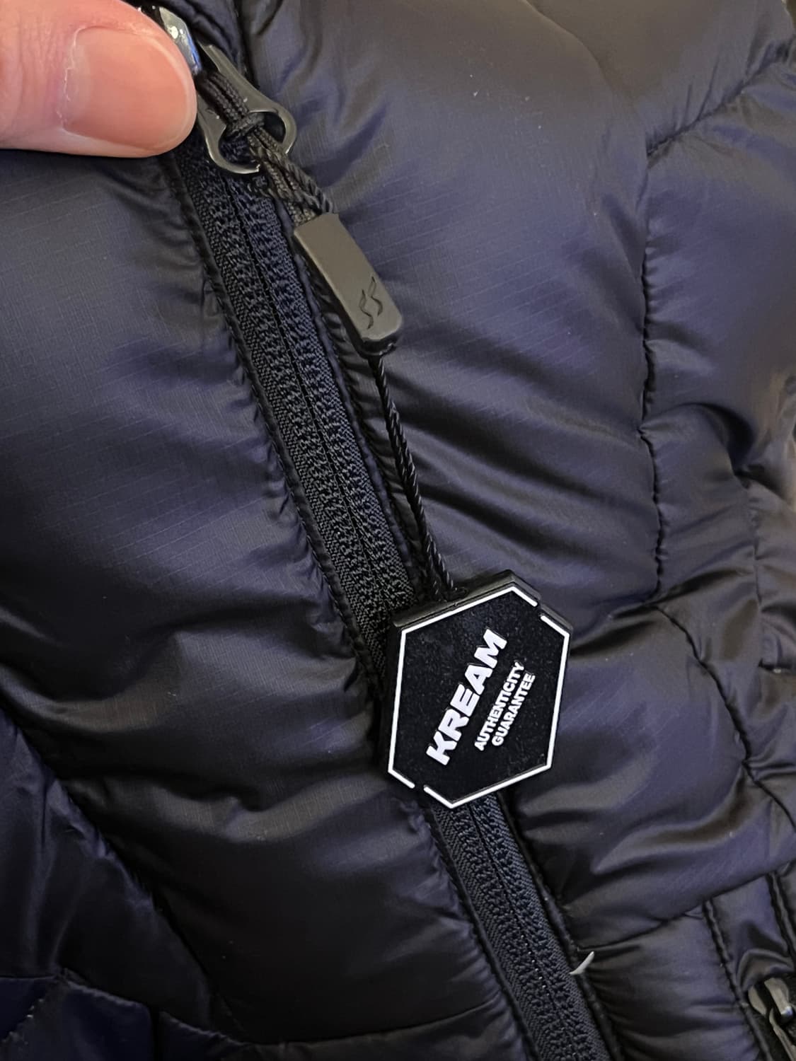 랩 RAB 경량패딩 블랙 XL 상품이미지4