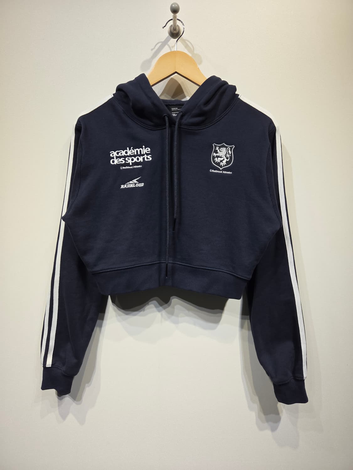 BADBLOOD 배드블러드 아카데미 스포츠 크롭 후드티 상품이미지2