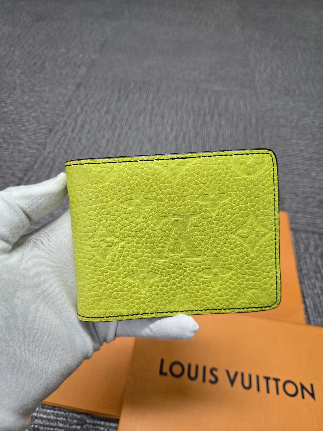 [특가][정품] 루이비통 토뤼옹 반지갑 상품이미지2