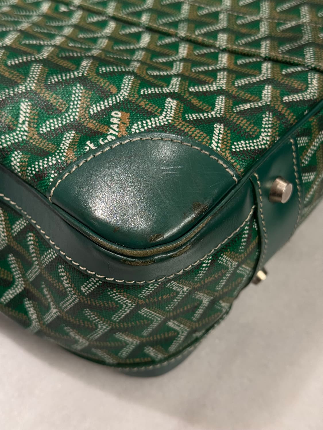 고야드 암바사드 MM 도큐먼트 케이스 그린 상품이미지6