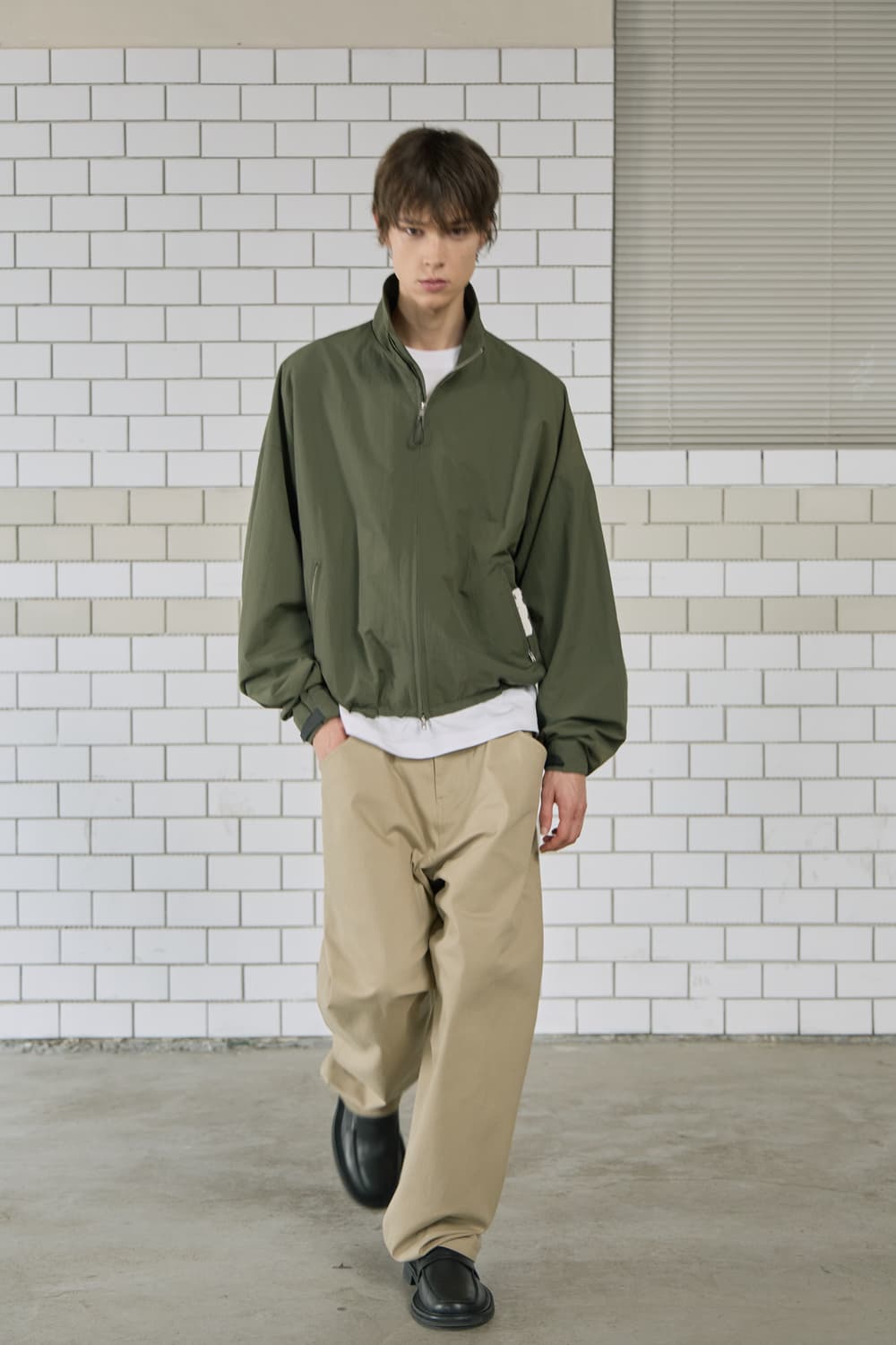 STU 레터링 윈드브레이커 카키 L 상품이미지1