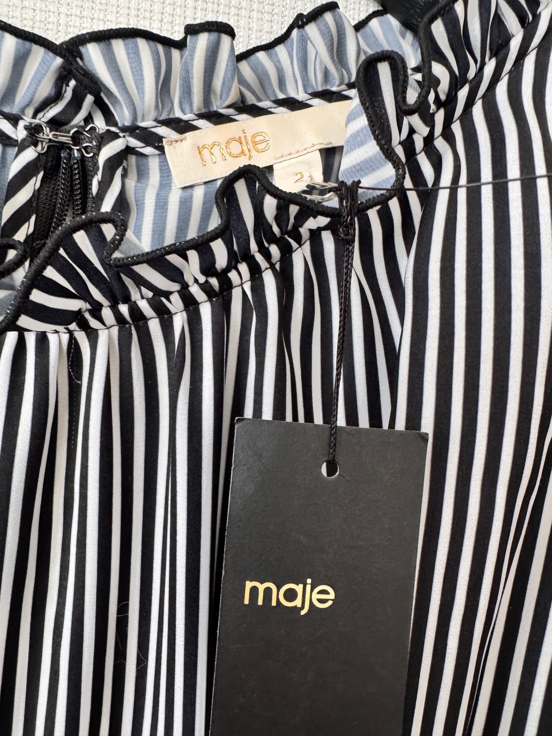 {촬영용제품할인}새상품 Maje 스트라이프 컷아웃 원피스 2사이즈(55사 상품이미지4