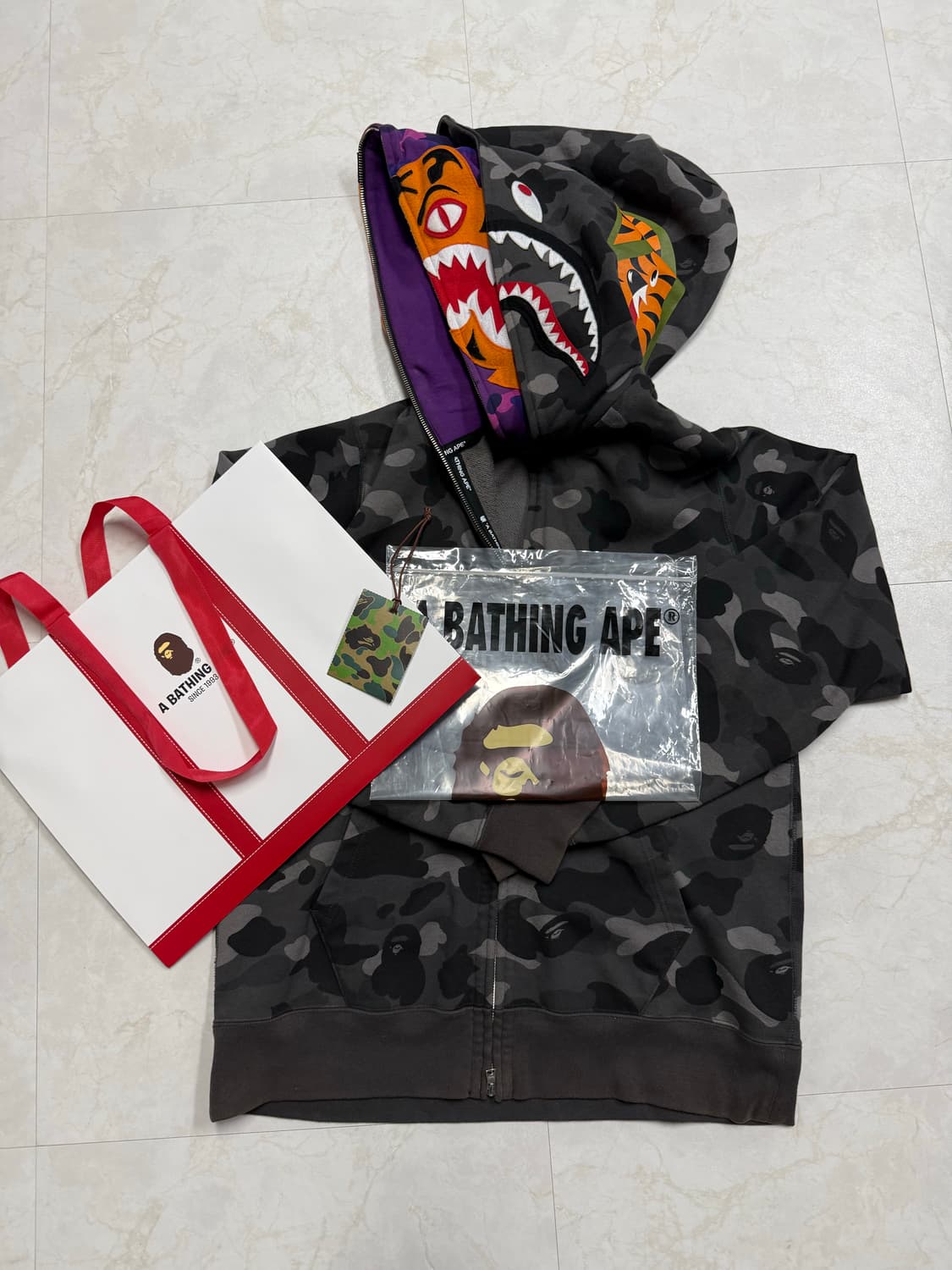 베이프 컬러 카모 타이거 샤크 와이드 풀 집 후드 블랙 XL 상품이미지2