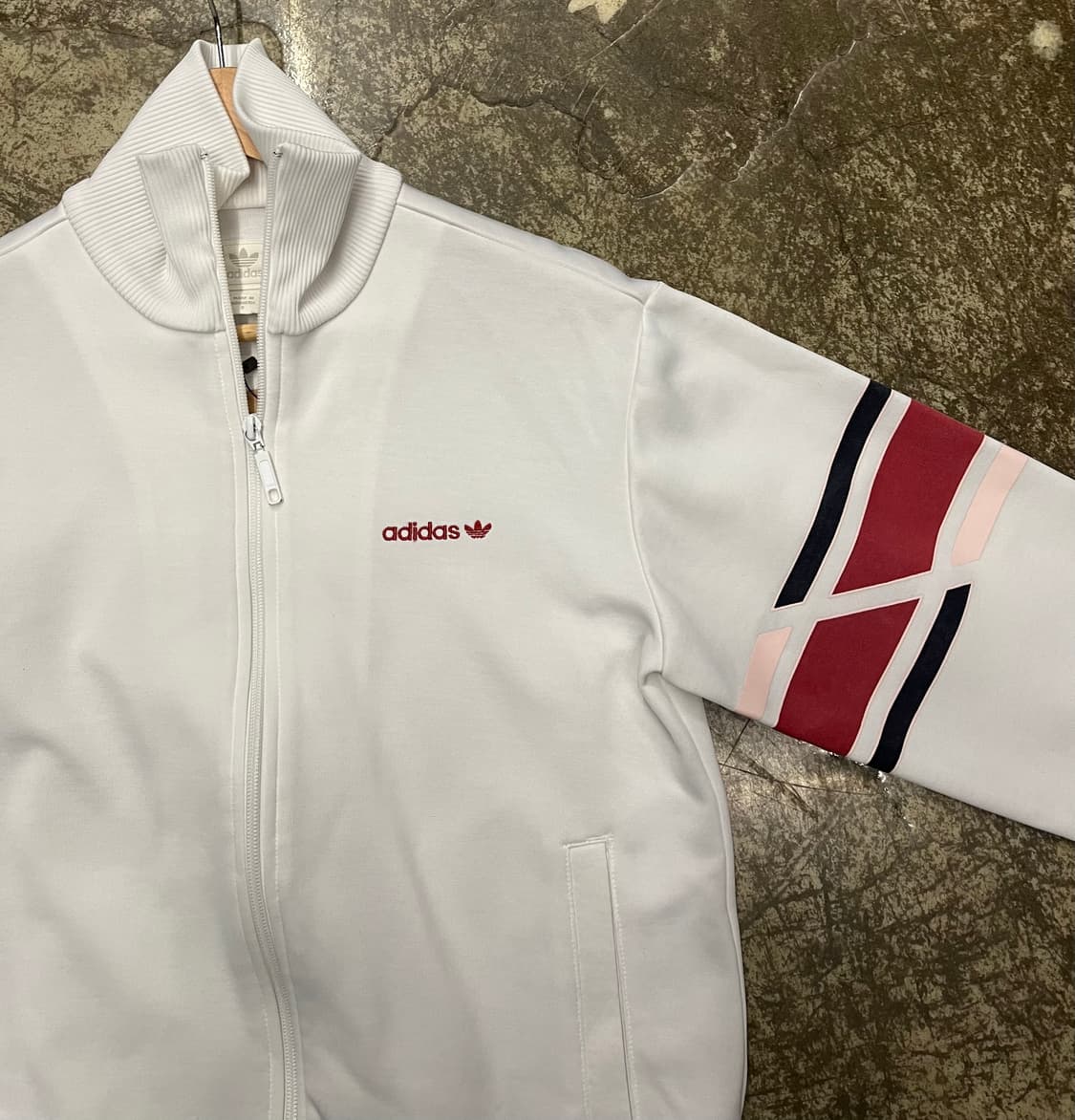 00s 아디다스  흰빨 져지 상품이미지4