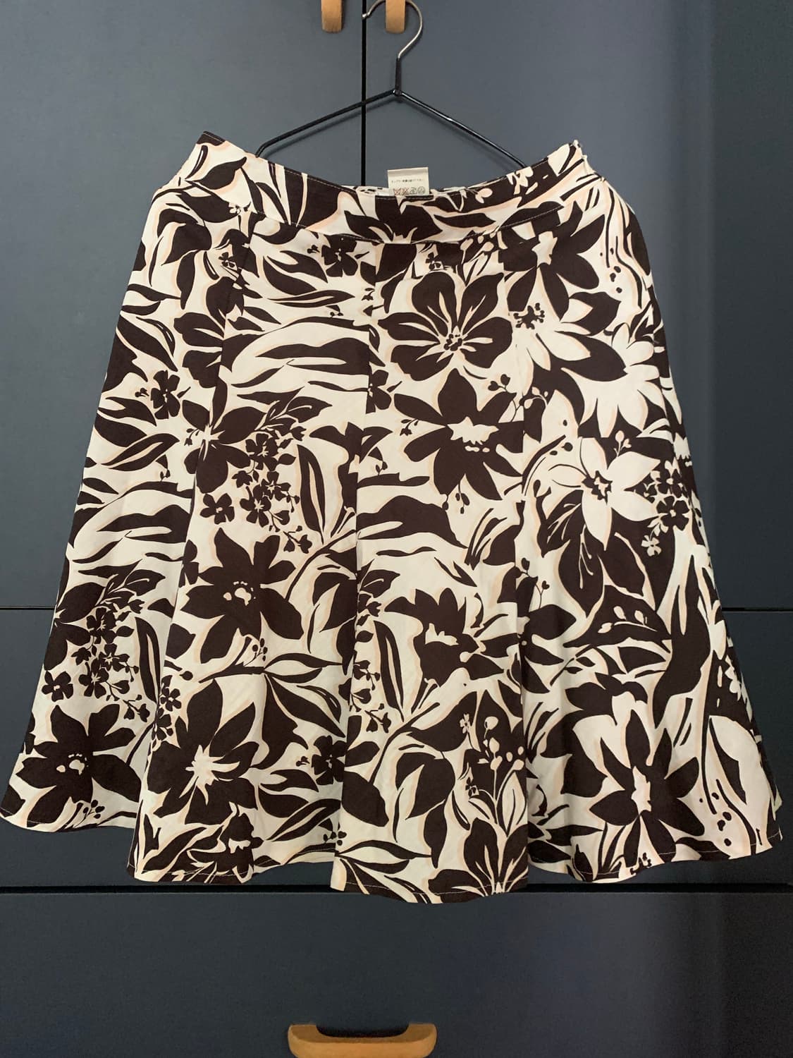 모리 y2k 빅 플라워 프린팅 미디 스커트 상품이미지1