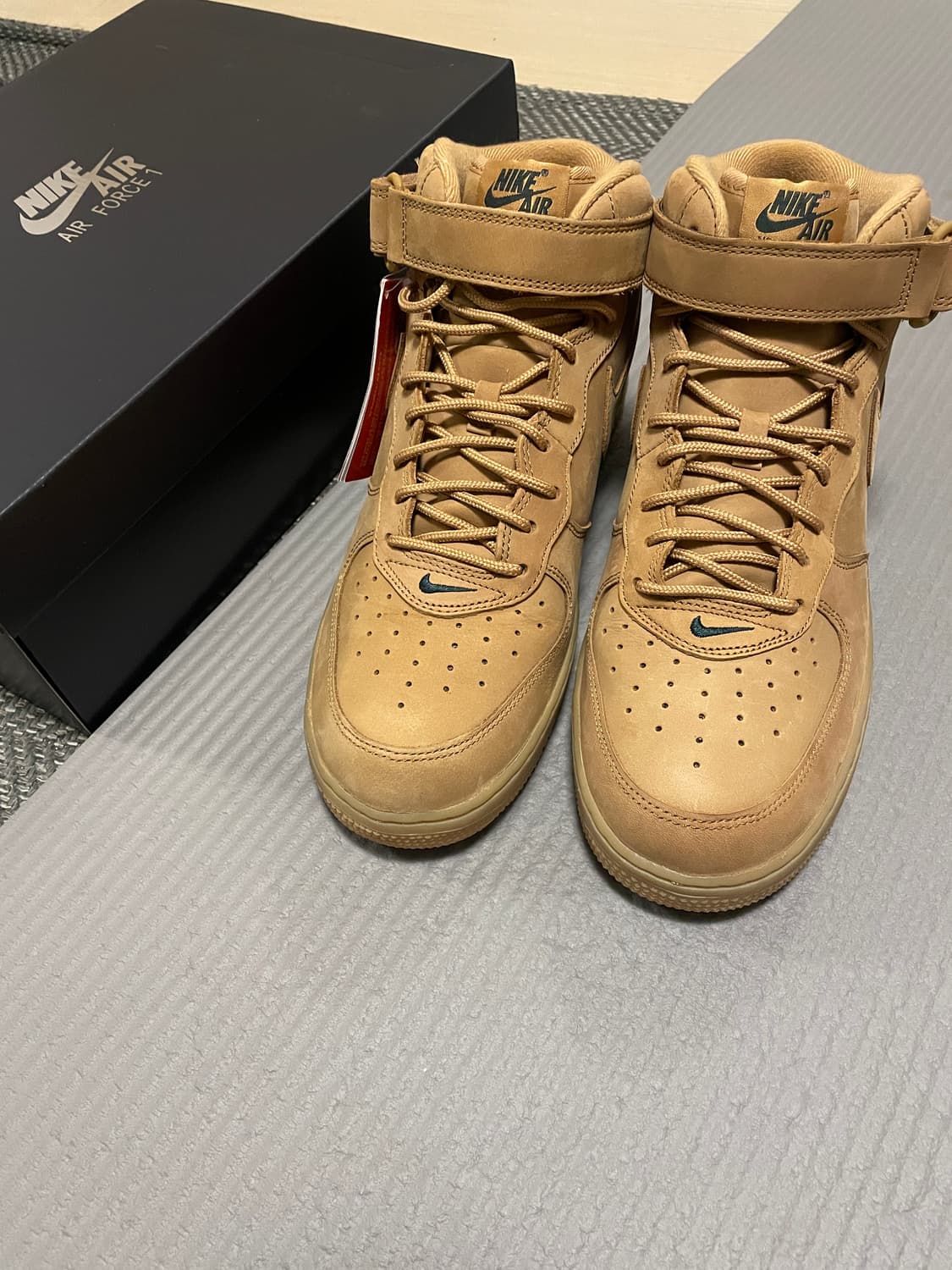 새상품) 나이키 에어포스 1 미드 플랙스 280 상품이미지2