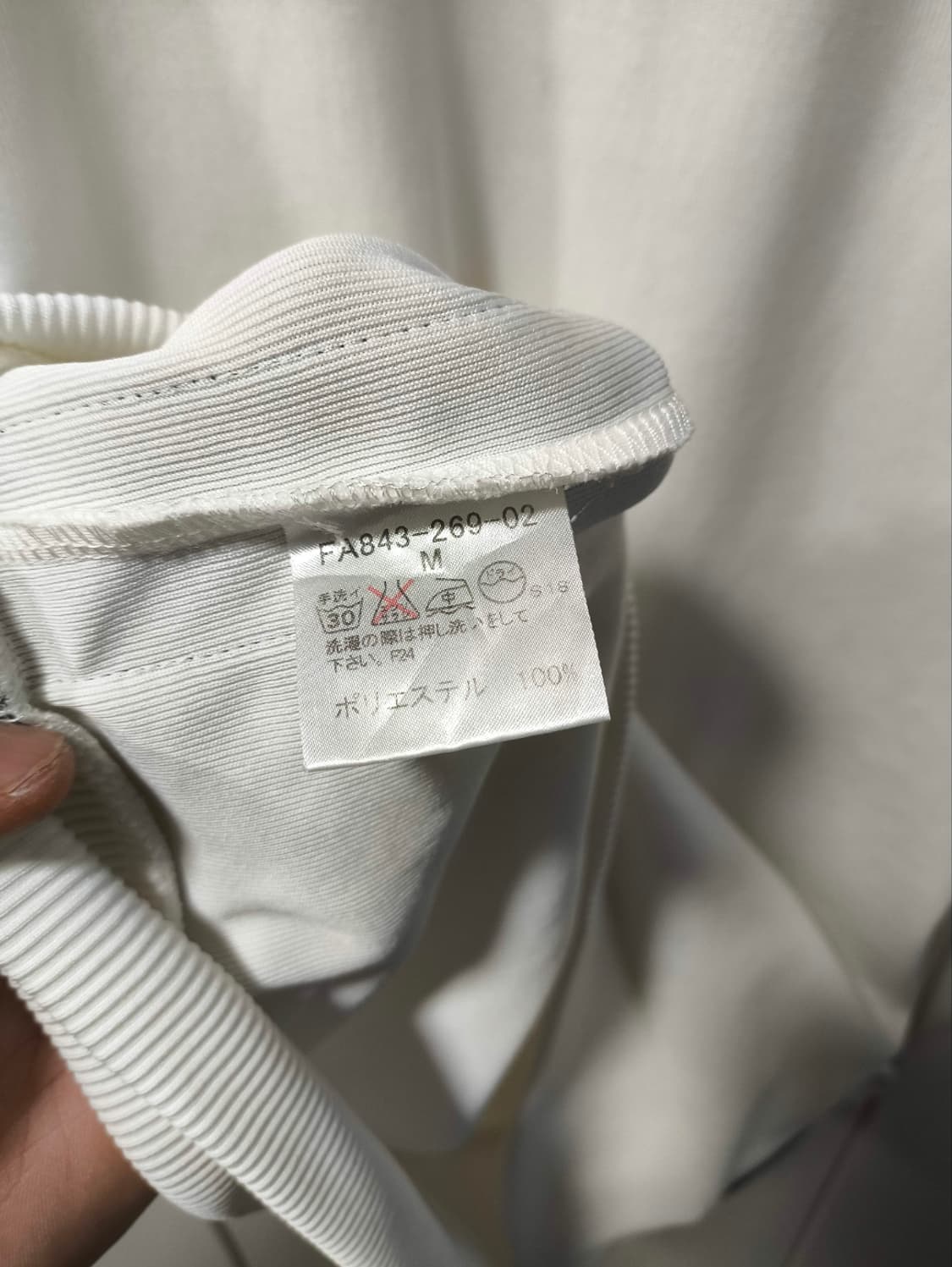 M 버버리 하이넥 니트 반집업 하프집업 상품이미지10