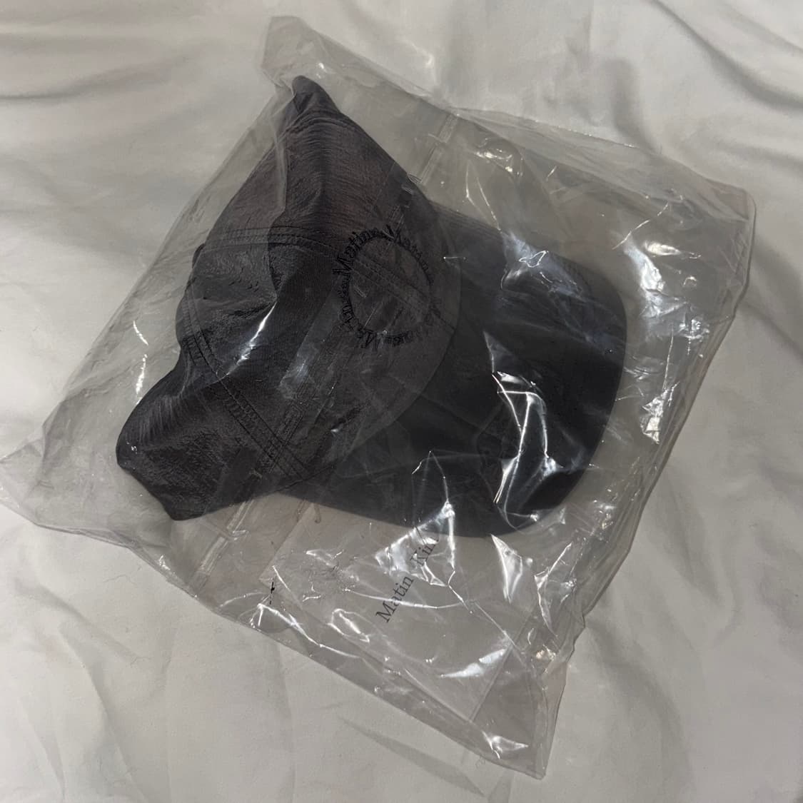 마뗑킴 마카롱 로고 볼캡 크리스피 실버 상품이미지1