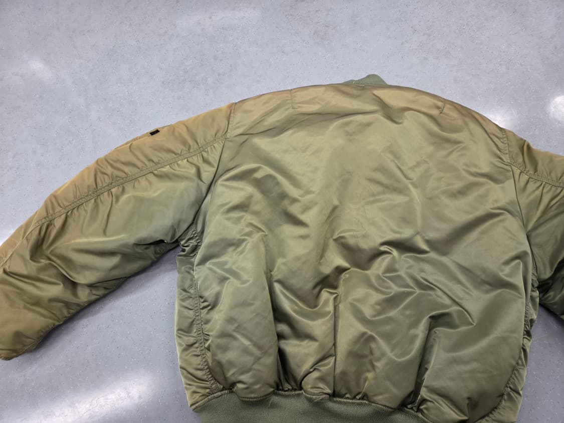 알파인더스트리 ma-1 세이지 그린 새제품 B급 상품이미지7