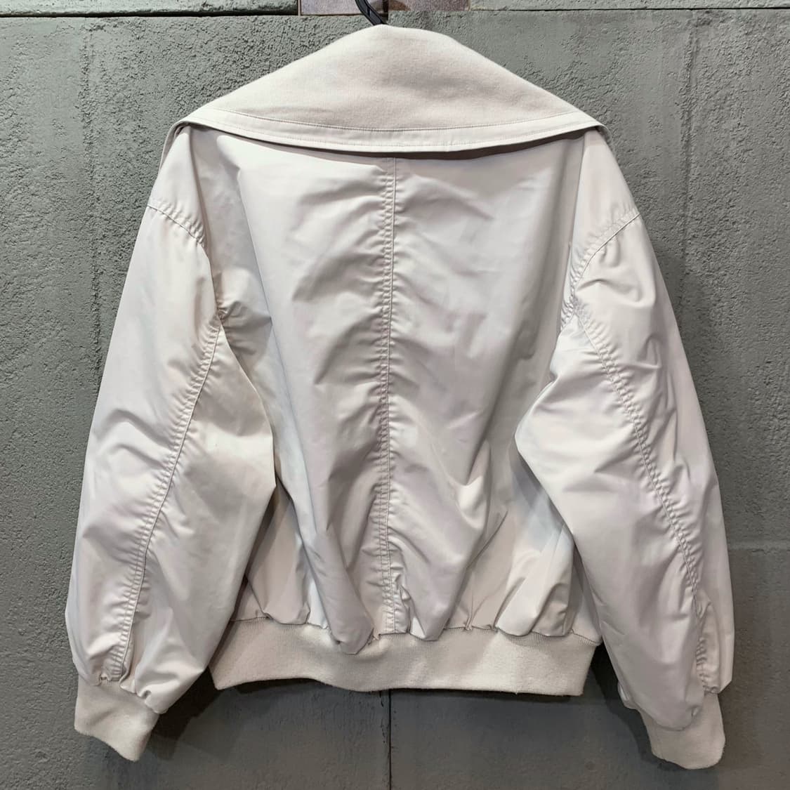 [XS] 게스 빅 카라 봄버 자켓 상품이미지4