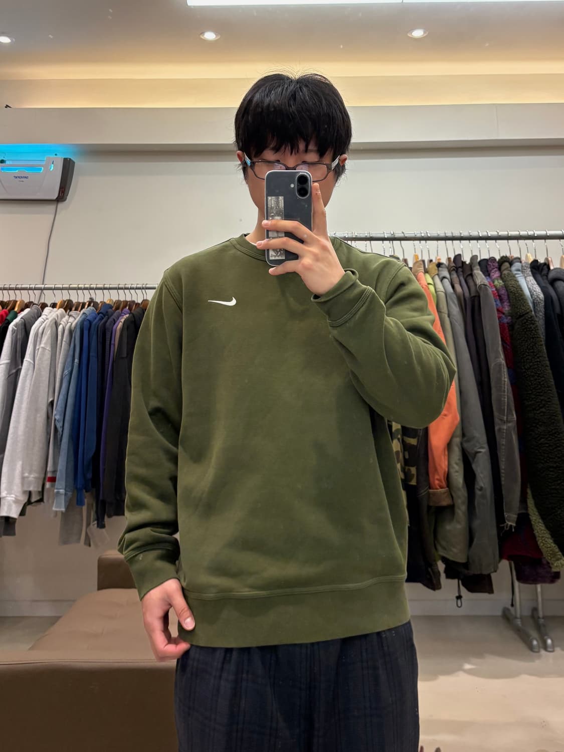 나이키 솔로 스우시 베이직 맨투맨 상품이미지7