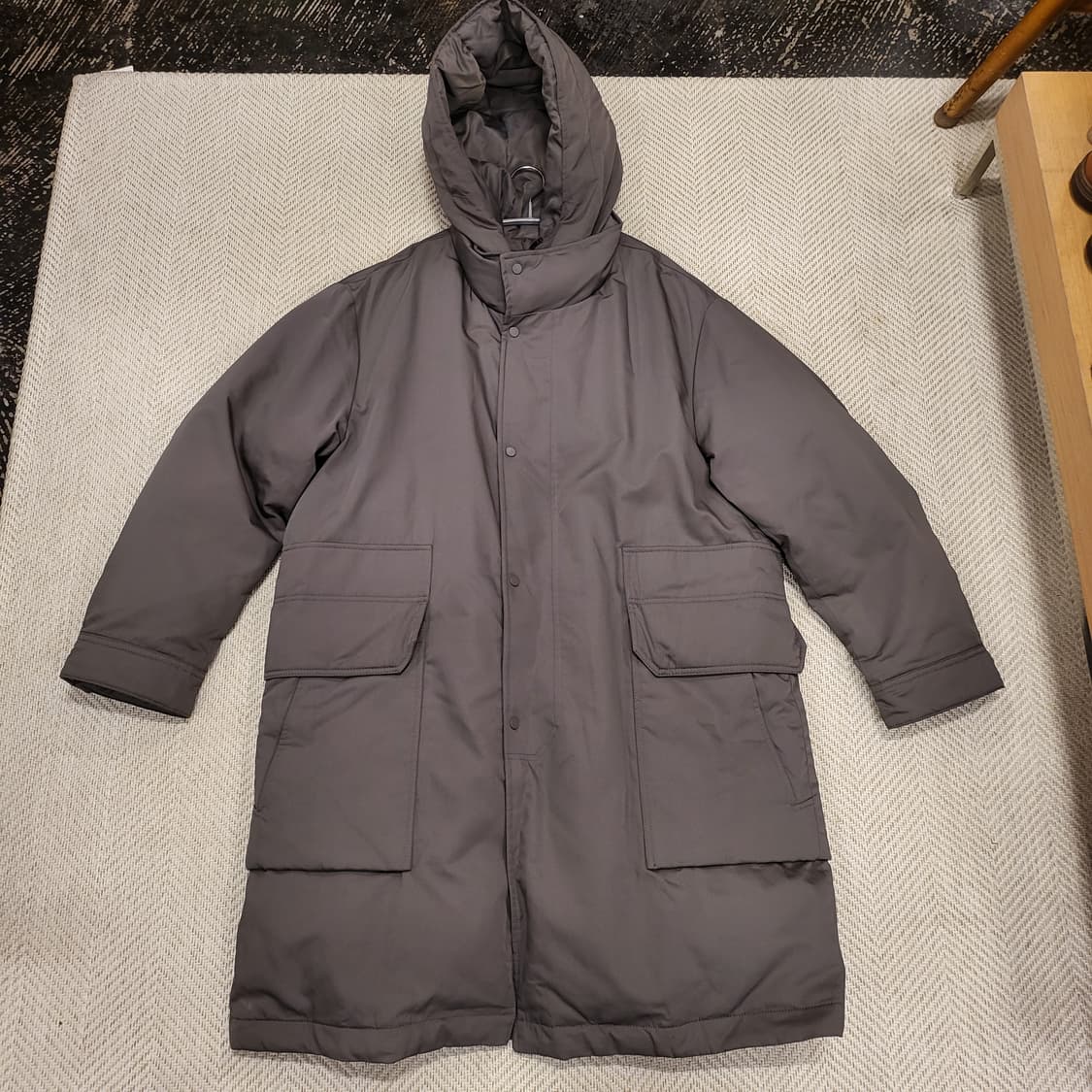 타운젠트 후드 롱 다운 점퍼 (100) 상품이미지5