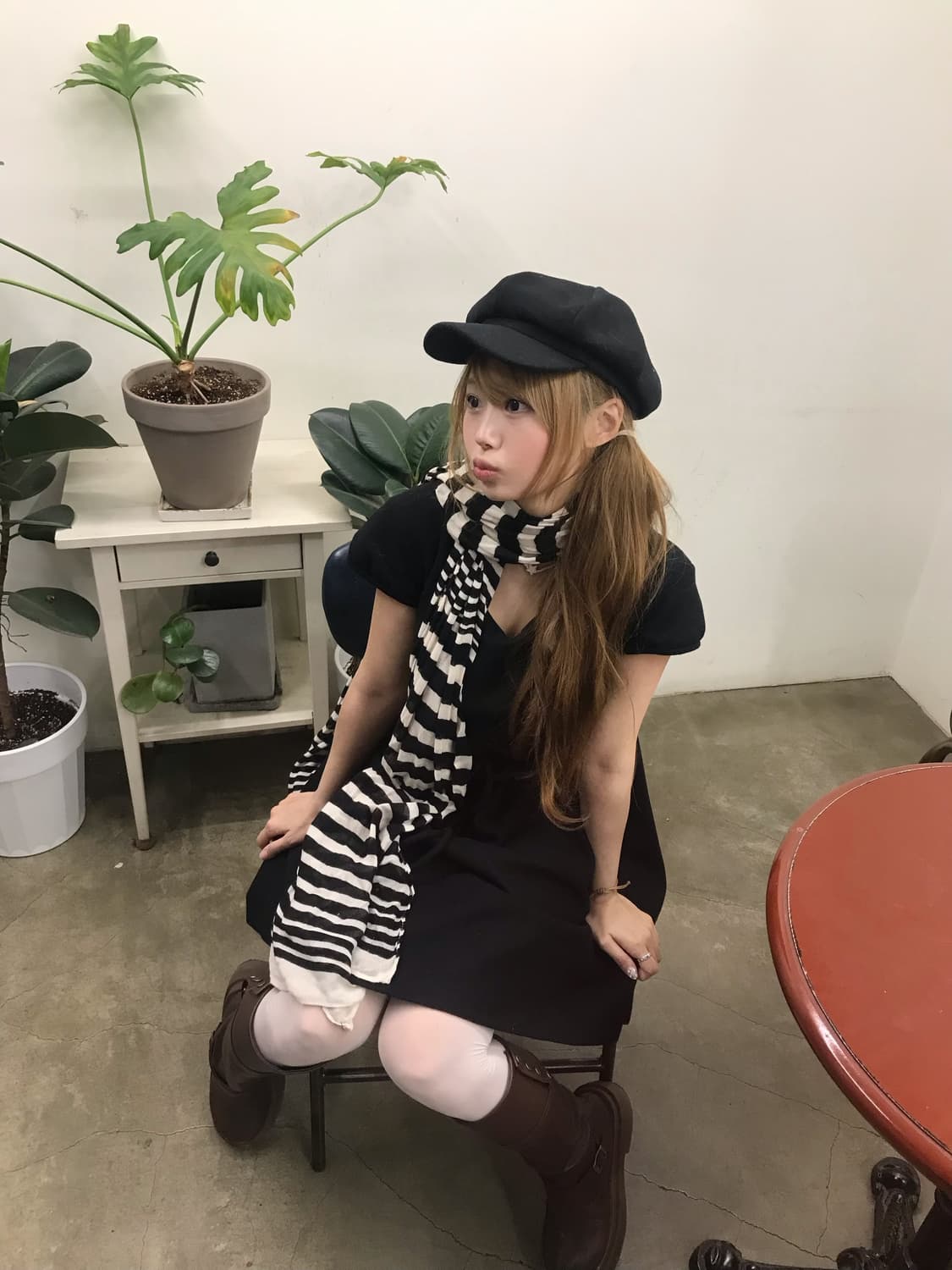 버버리 퍼프 블랙 플레어 미디 원피스 상품이미지2