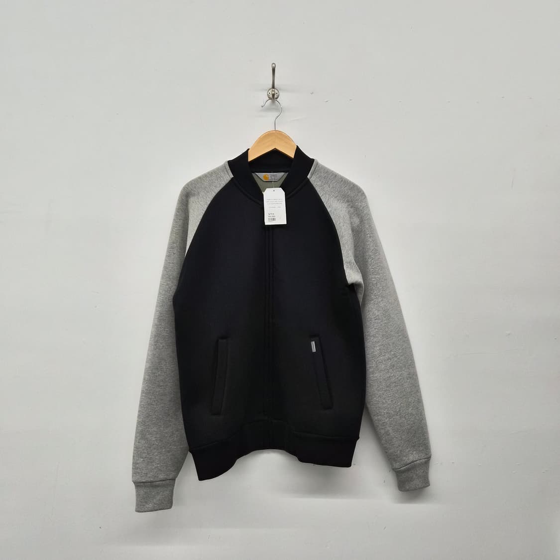 칼하트 카럭스 봄버 자켓 남성 M 상품이미지1