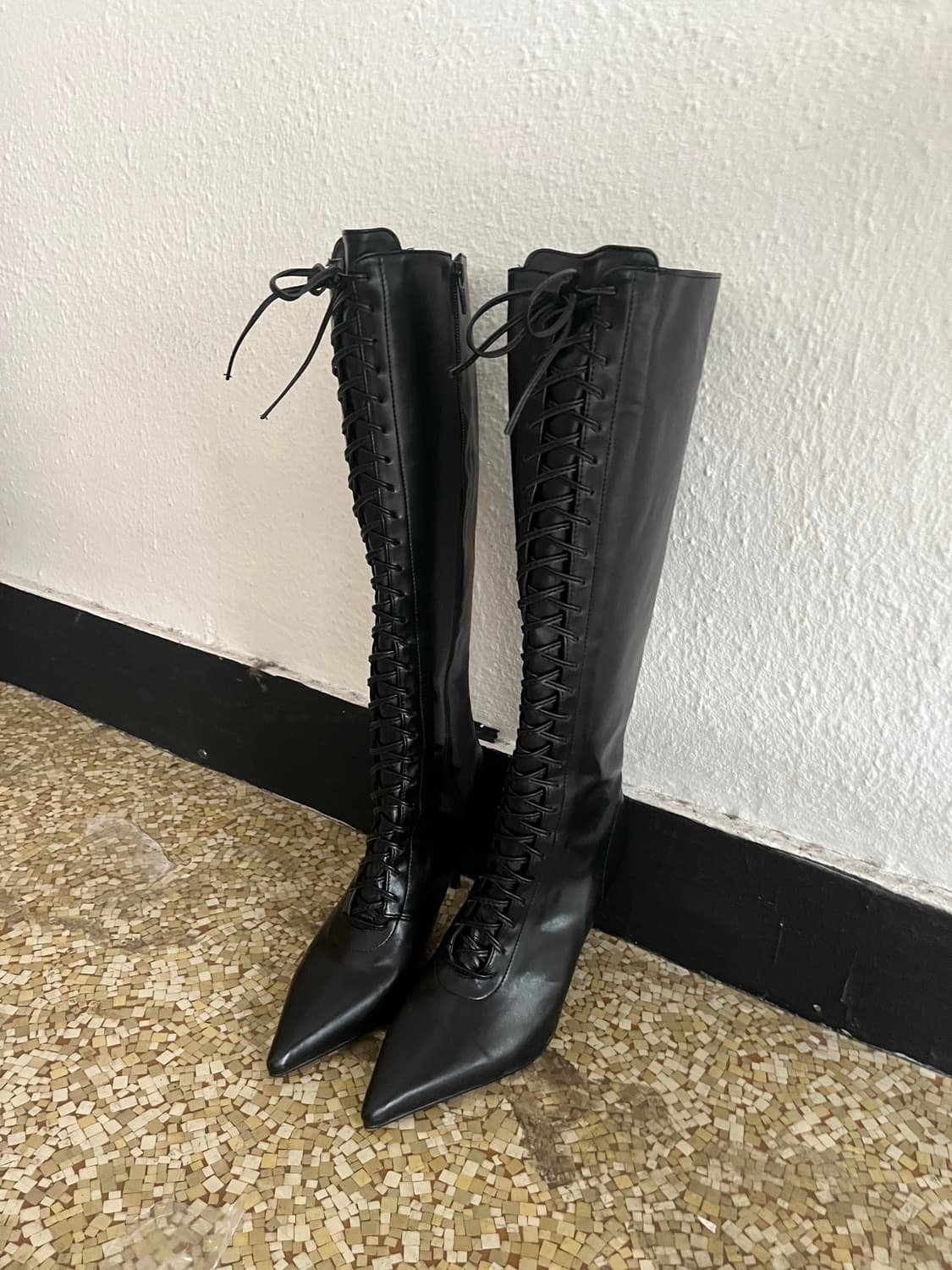 스틸레토 레이스업 부츠 상품이미지2