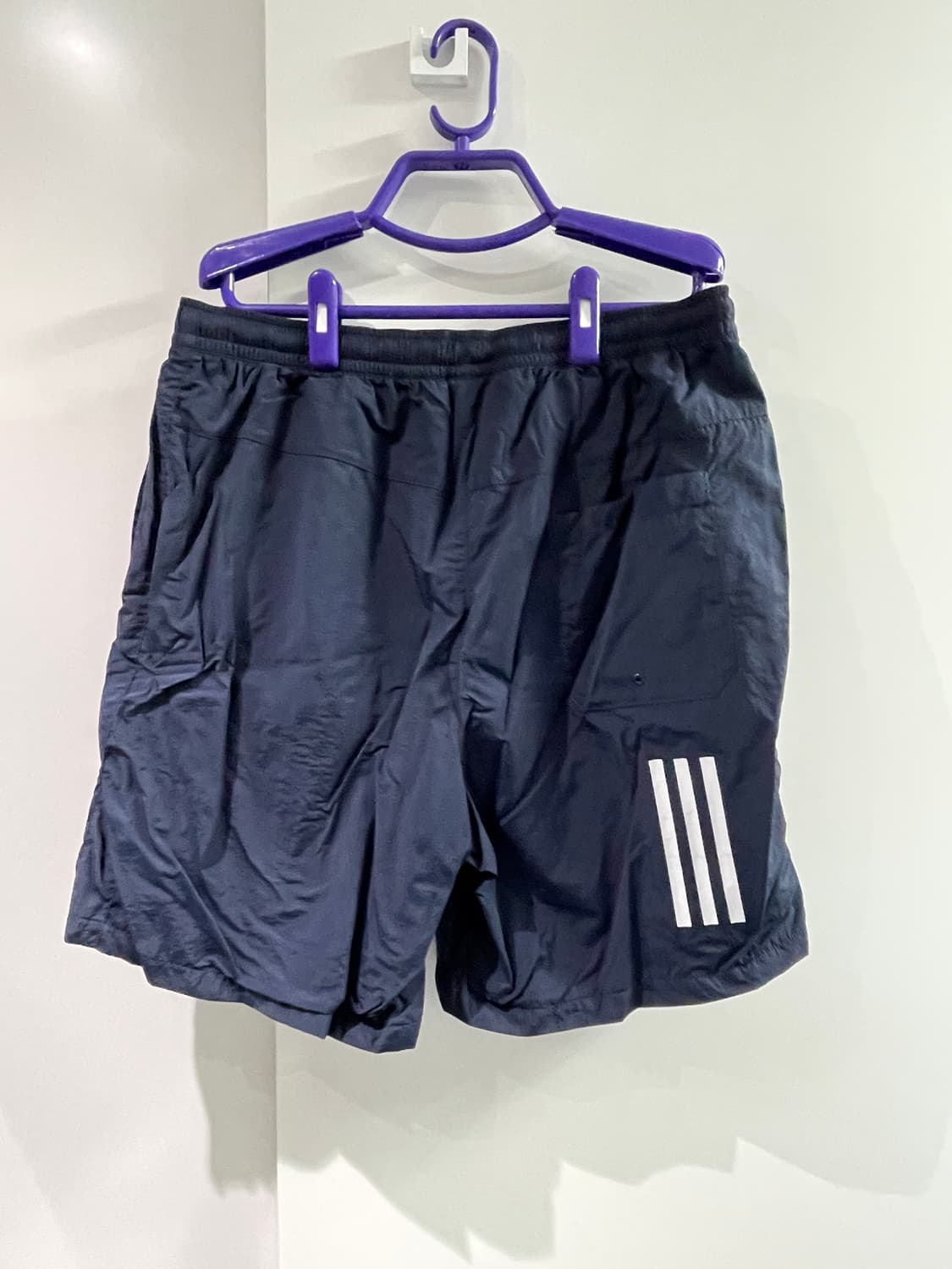 L) 아디다스 우븐 아노락 셋업 네이비 색상 상품이미지6