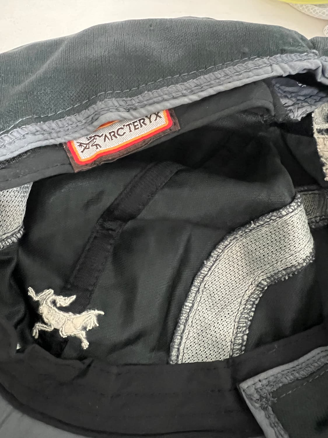 [FREE] 아크테릭스 90s 빈티지캡 상품이미지5