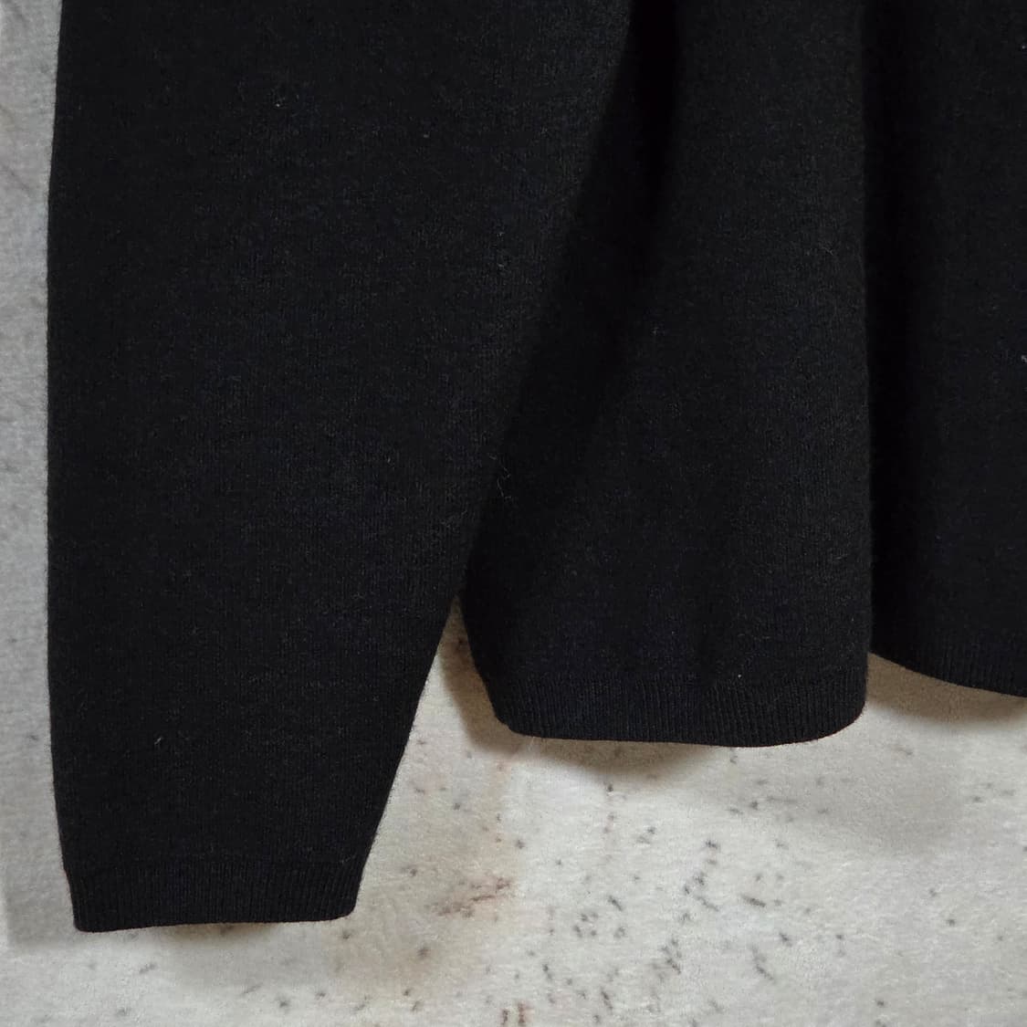 무신사 무지 도톰 블랙 니트 상품이미지6