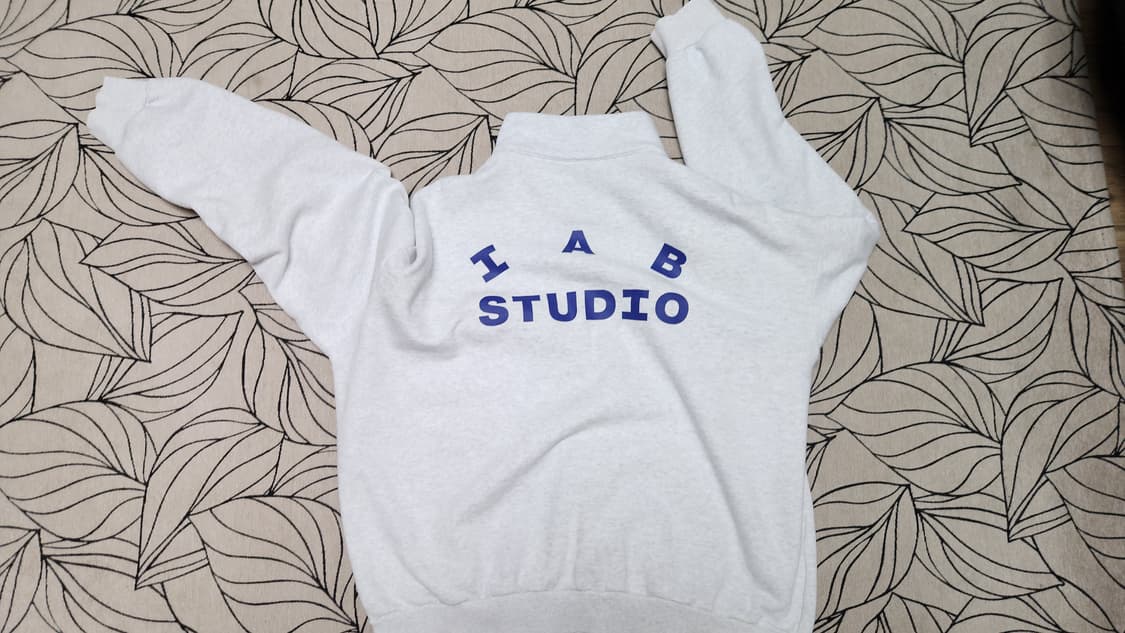 IAB 스튜디오 하프집업 L 라이트 그레이 상품이미지2