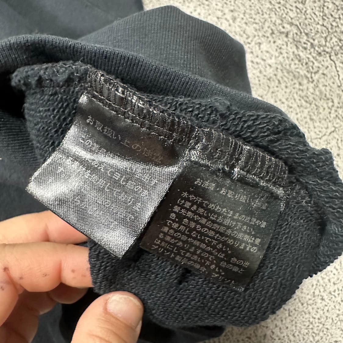 ✨ (바배) 미하라 야스히로 x 히스테릭 글래머 스컬 데미지 블랙 맨투맨 상품이미지4