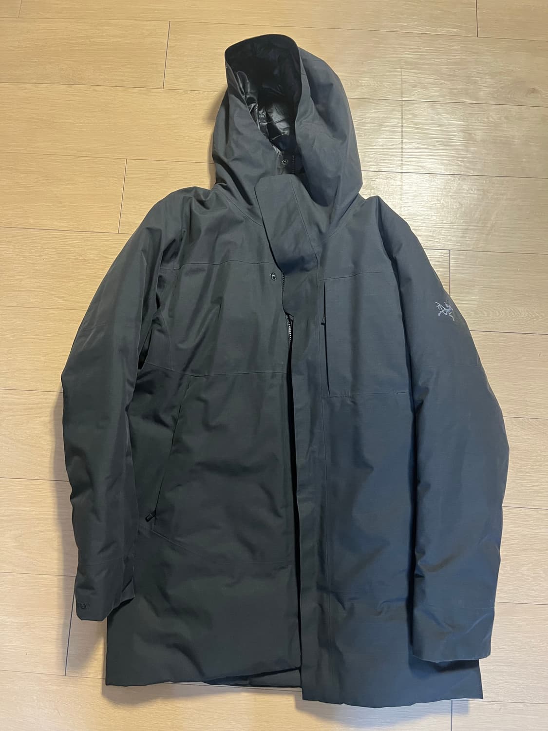 아크테릭스 써마 다운 파카 블랙 M 상품이미지2