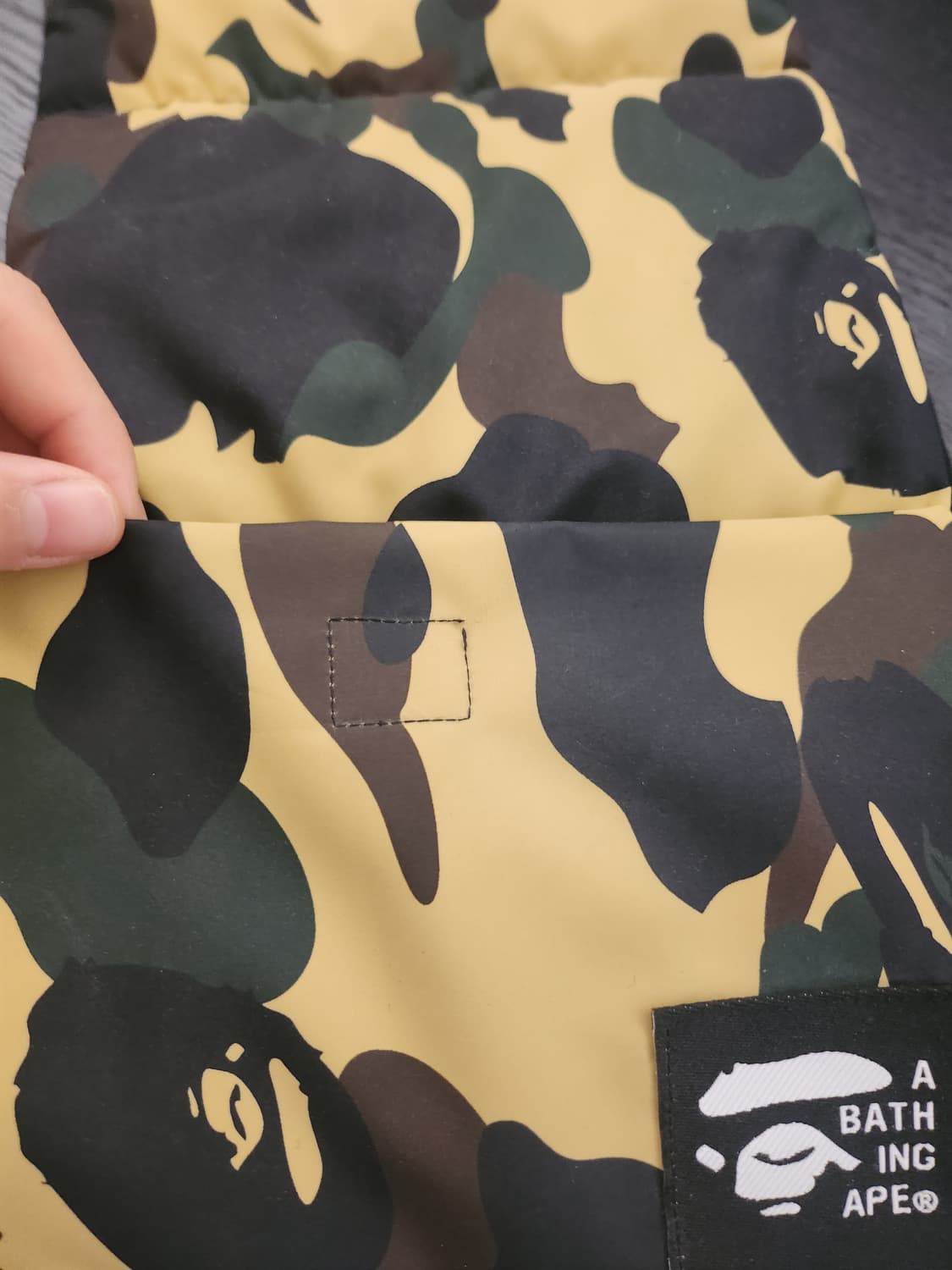 베이프 패딩 플리스 포켓 머플러 상품이미지4