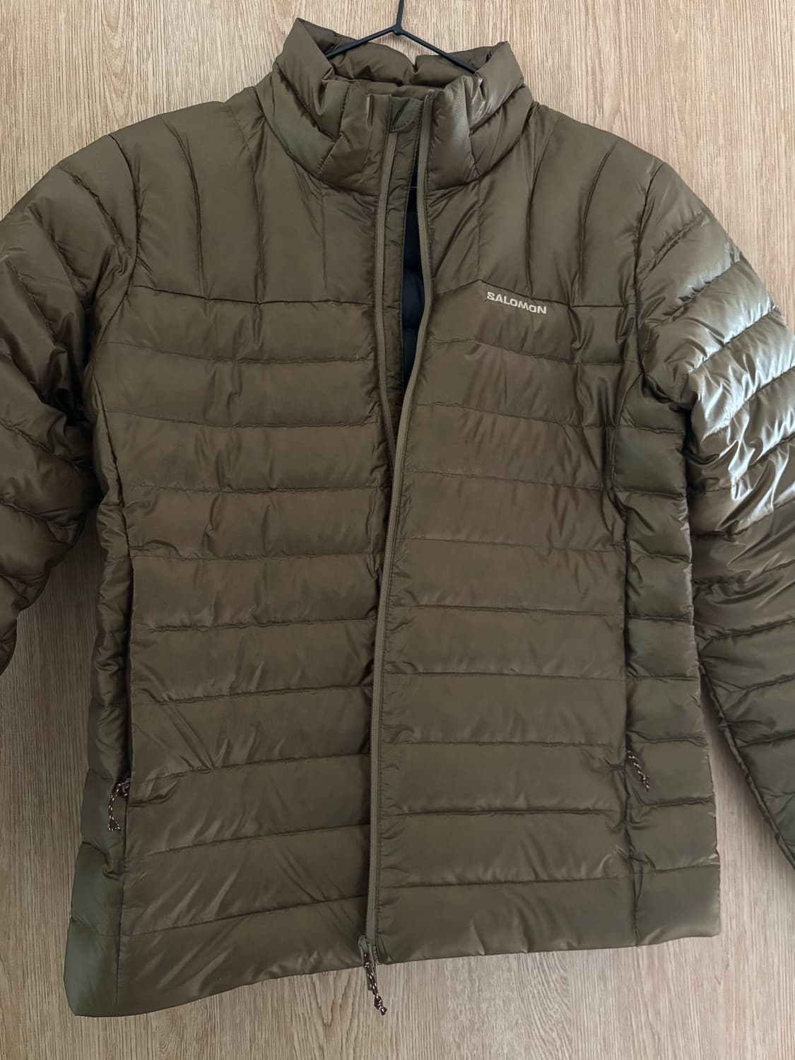 살로몬 경량패딩 (여성m사이즈) 상품이미지1