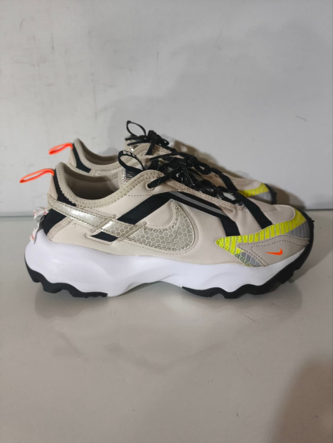 245mm 3M x 나이키 TC 7900 운동화 상품이미지2