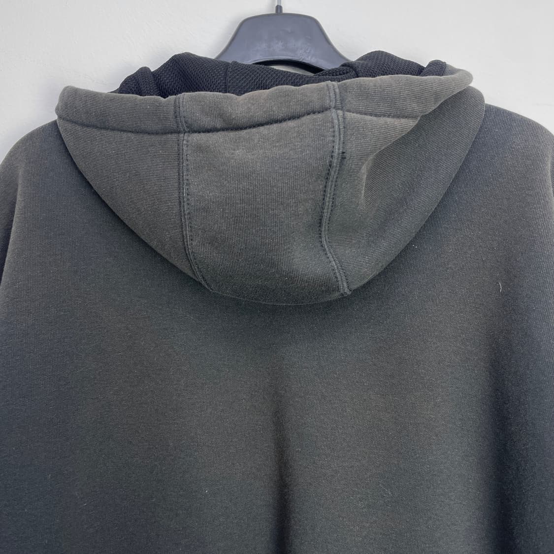 칼하트 써멀 후드집업 차콜 L 상품이미지5