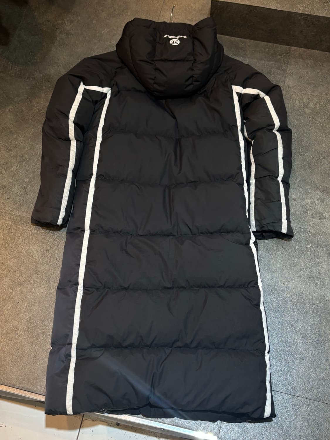 데상트 롱패딩 블랙  상품이미지3