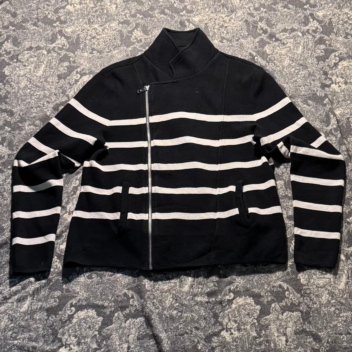levani jacket stripe zip sweater 상품이미지1
