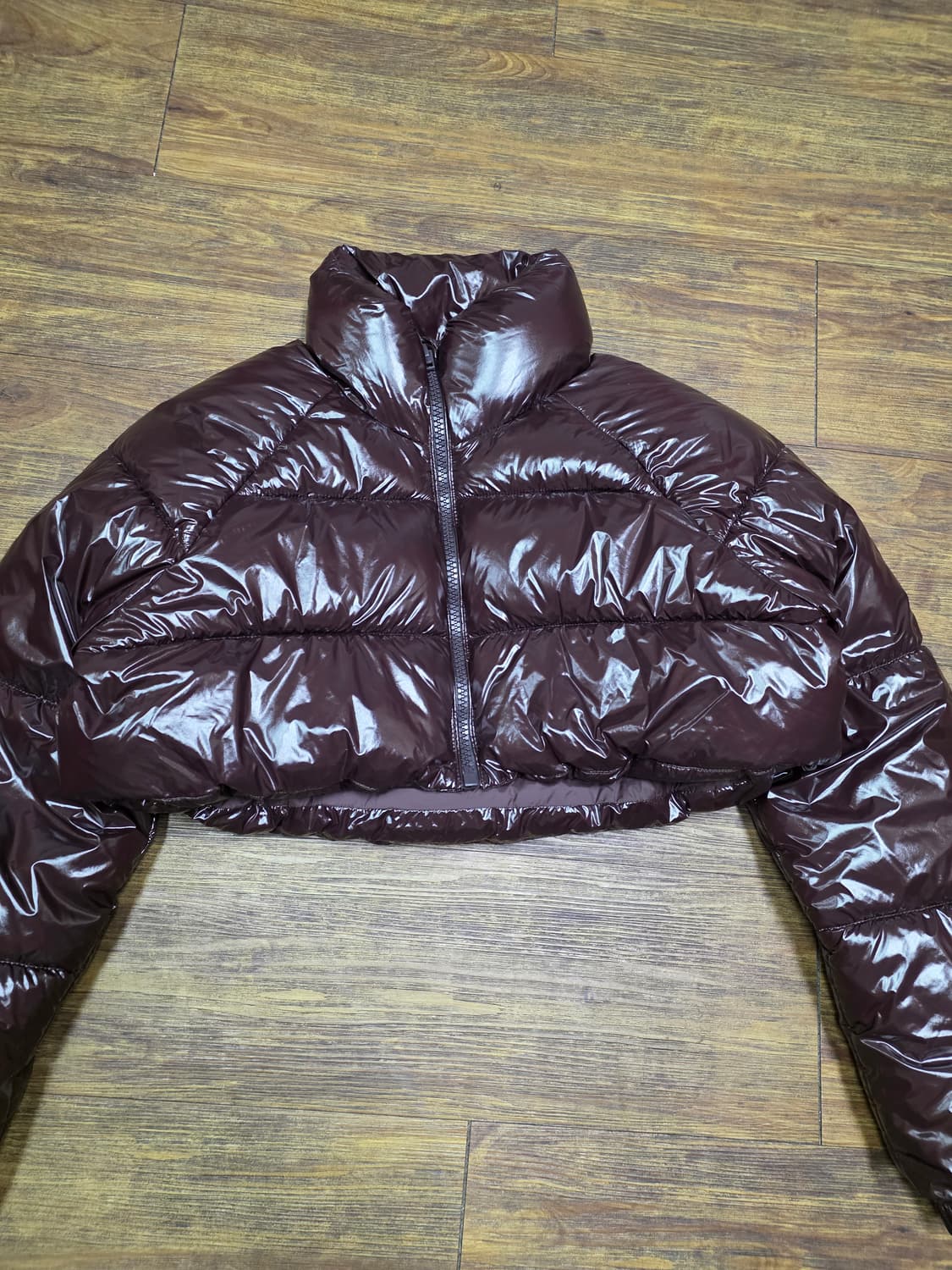 자라 글로시 크롭패딩 상품이미지2