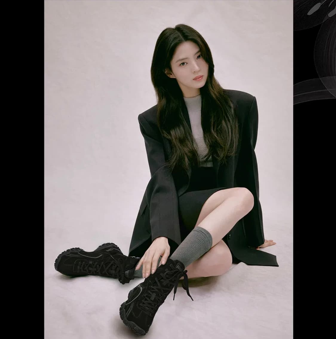 [230, 240] 휠라 x 한소희 에샤페 미드 프리미엄 상품이미지1