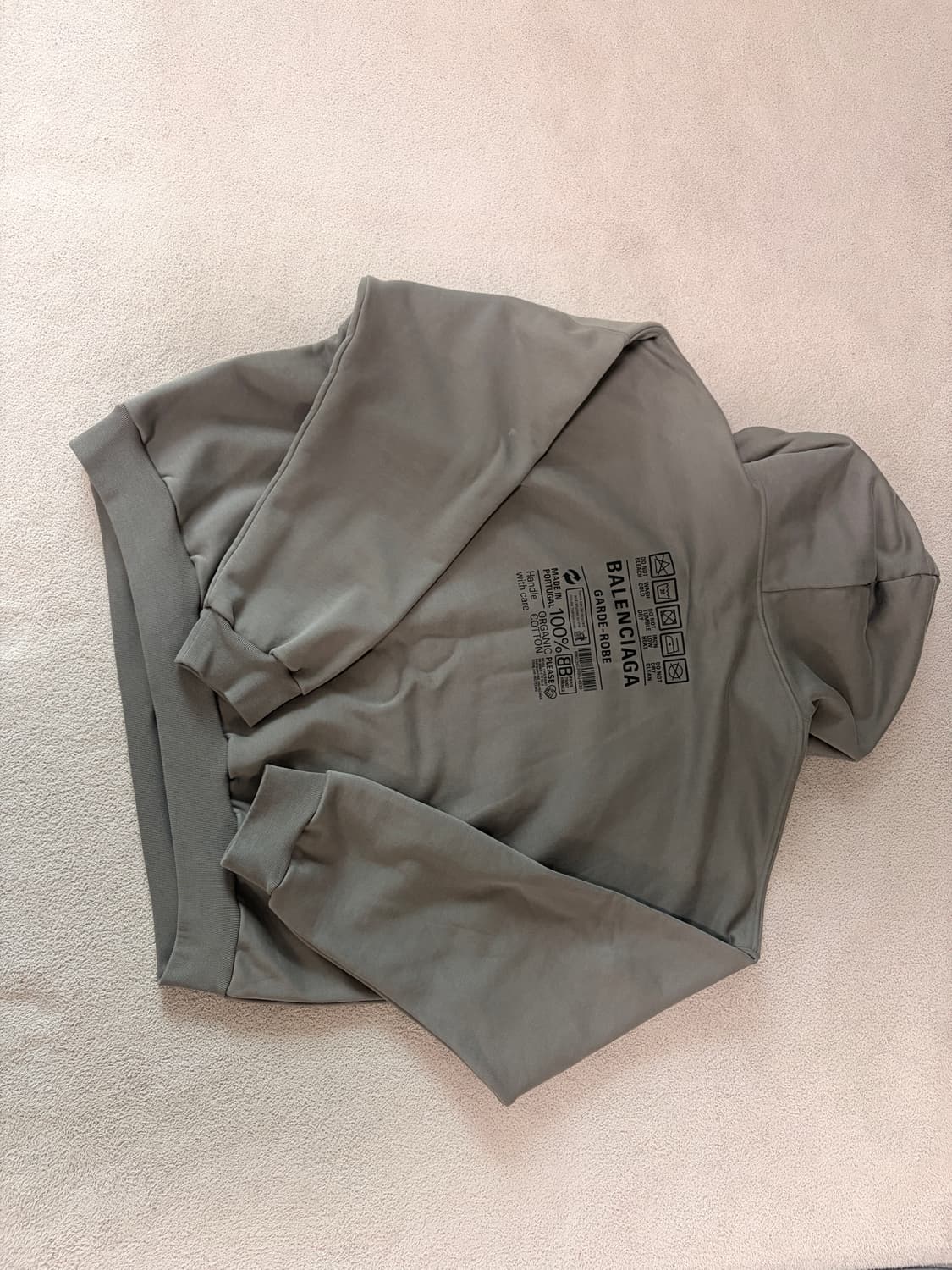 발렌시아가 후드티 판매합니다.(105-110) 상품이미지1