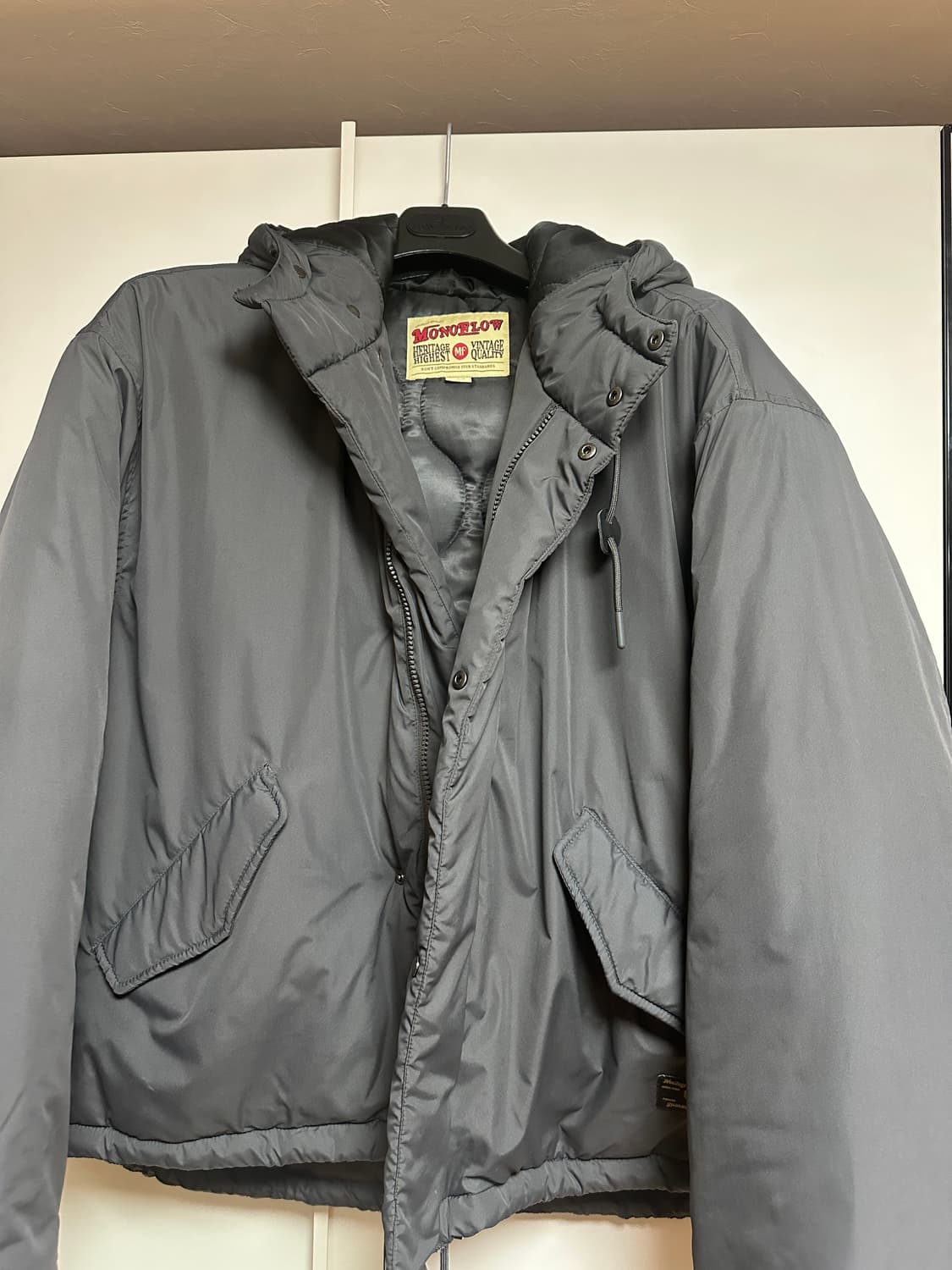 모노플로우 패딩 L 상품이미지1