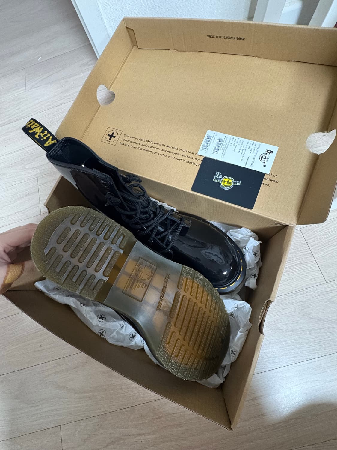 닥터마틴 페이턴트 black patent lamper 상품이미지3