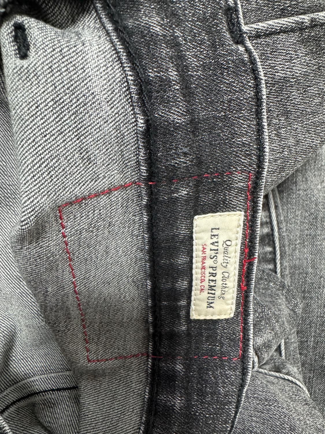 33/32) 리바이스 엔지니어드 502 흑청 상품이미지5