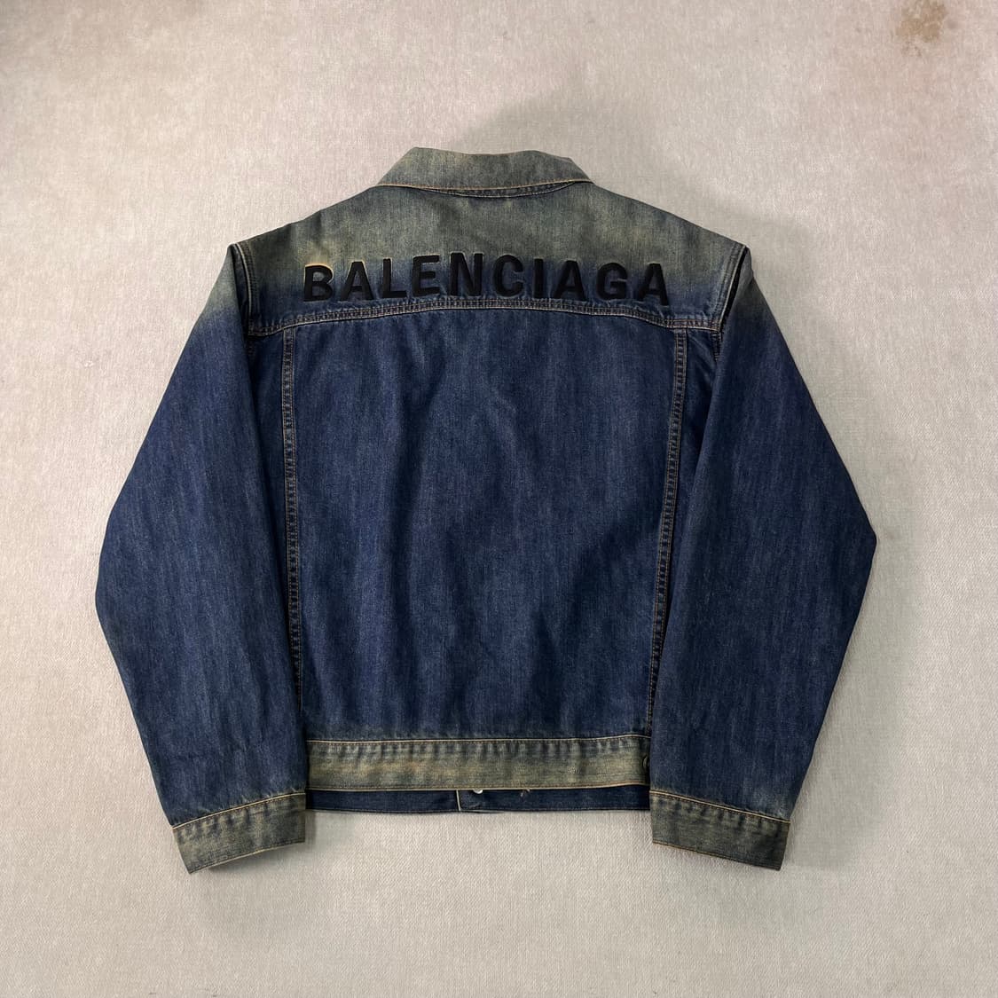 100 발렌시아가 2018 데님 자수 청자켓 상품이미지1
