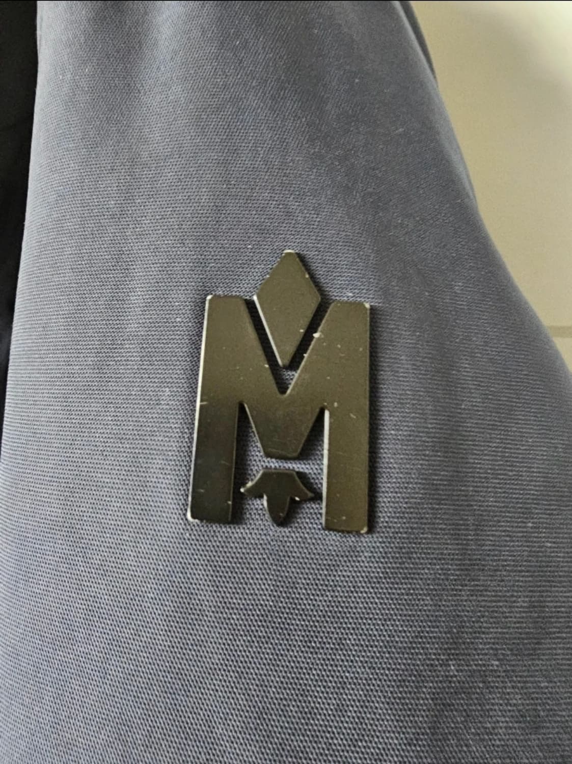 맥케이지 딕슨 금장 패딩 40사이즈/23년식신형 상품이미지2