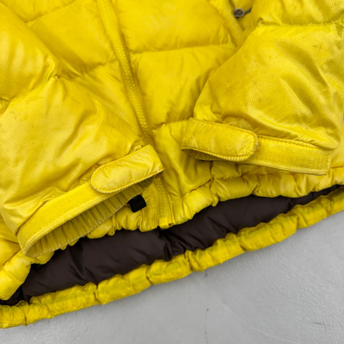 노스페이스 700 눕시 구스다운 경량 패딩 옐로우 상품이미지7
