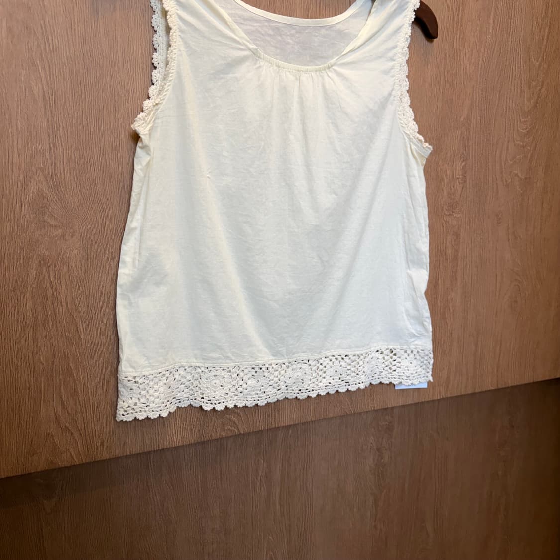 빈티지 슬리브리스 티셔츠 밑단 레이스 니트 배색 디테일 아이보리 상품이미지4