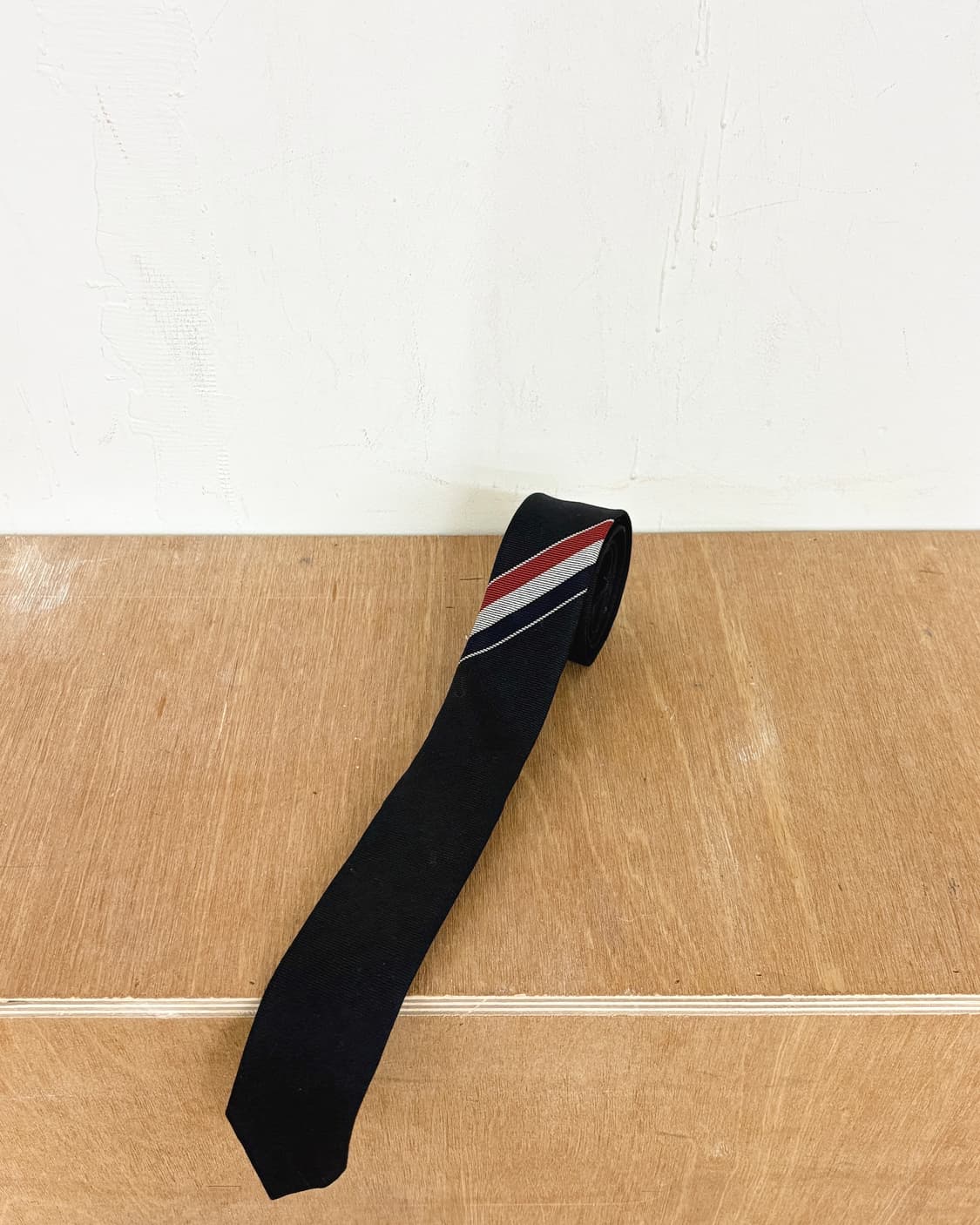 톰브라운 네이비 삼선 스트라이프 울 넥타이 상품이미지2