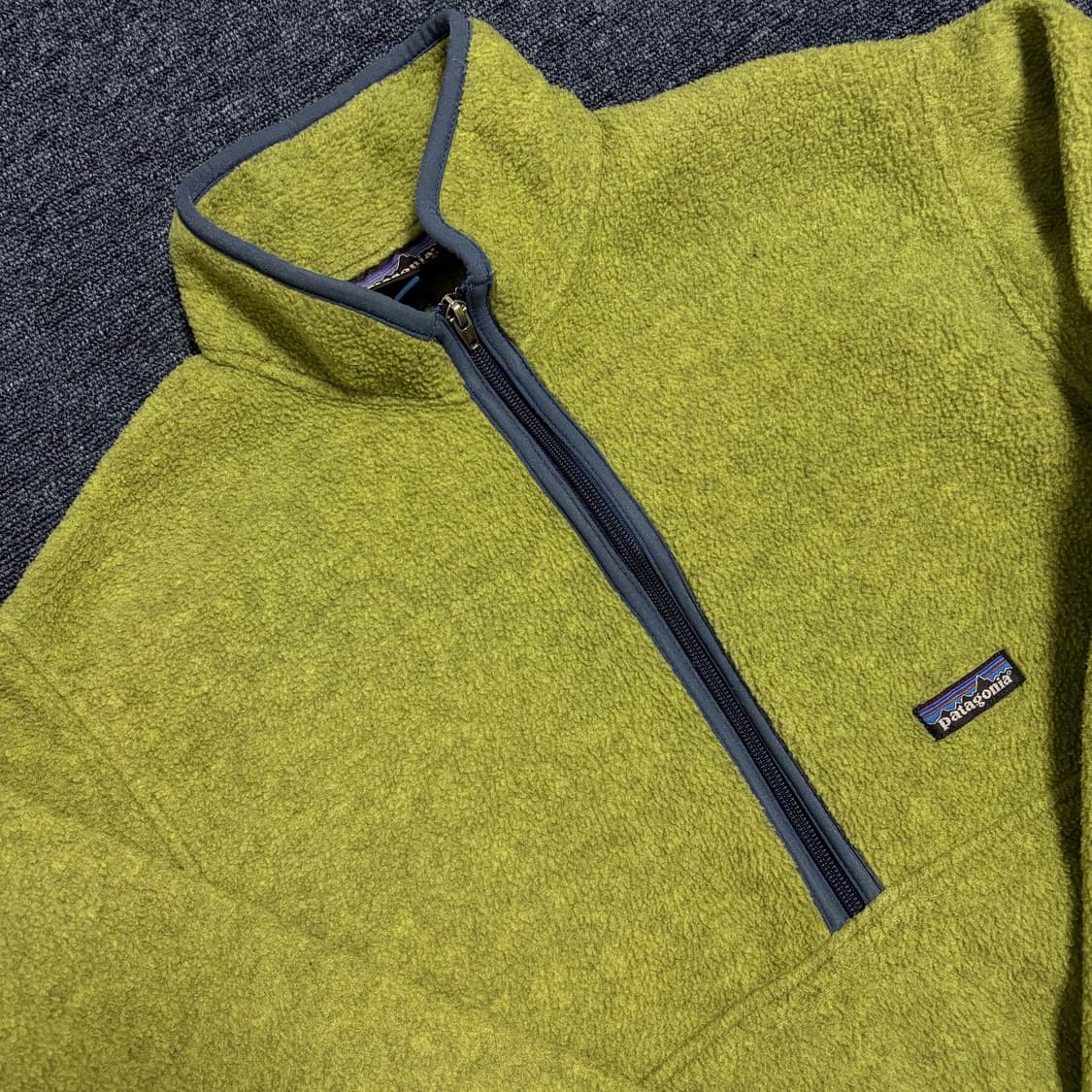 파타고니아 신칠라 하프집업 모스그린 상품이미지3