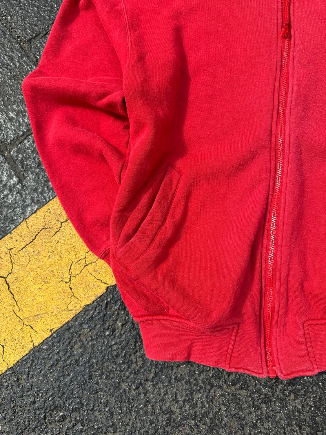 90‘s Koshino Junko logo red hood zip-up 상품이미지6