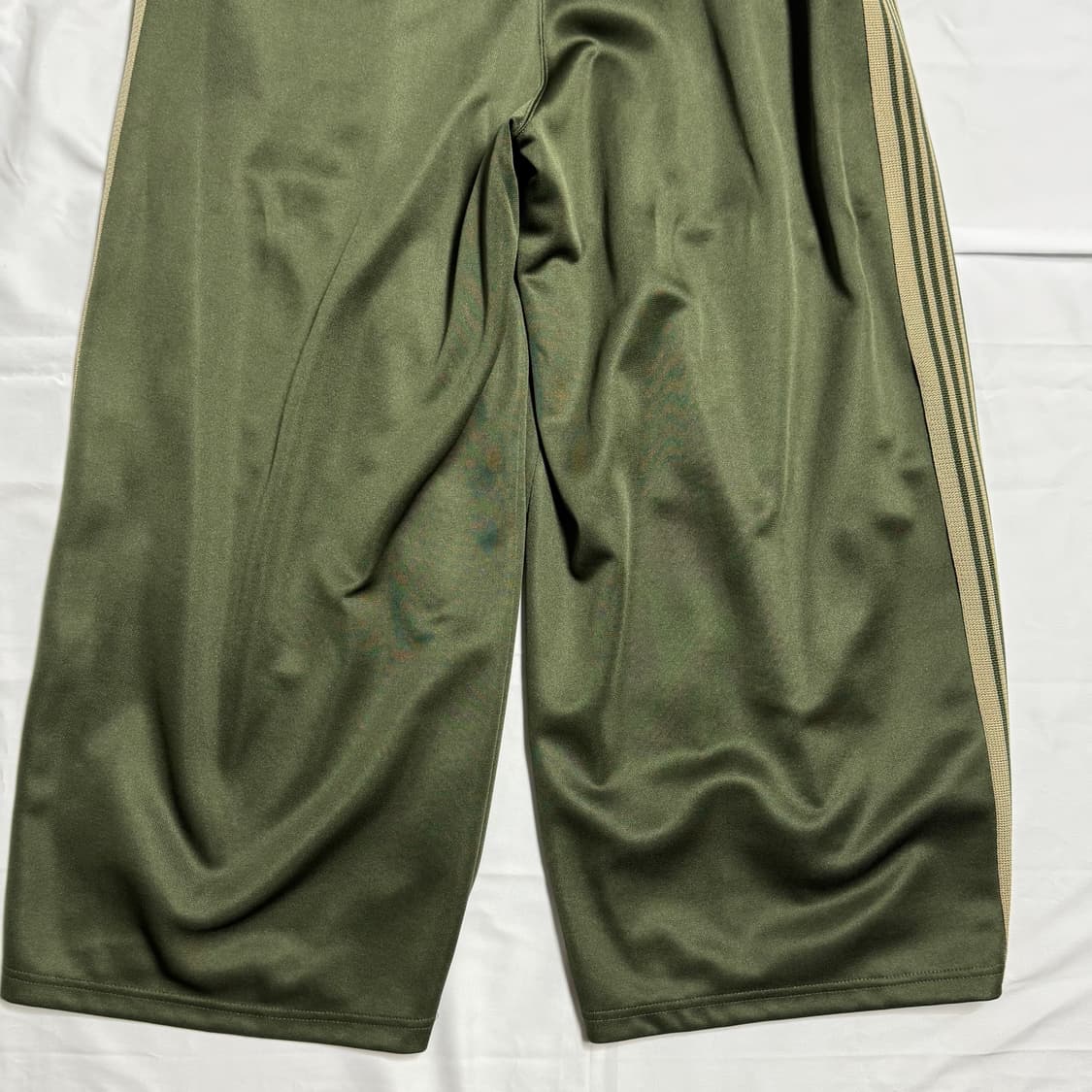 [XS] 니들스 x LHP H.D. 트랙 팬츠 폴리 스무스 와이드 올리브 상품이미지9