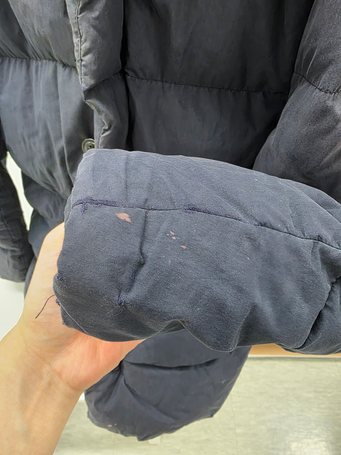 cp 컴퍼니 05CMOW187A 005085G 패딩 52사이즈 상품이미지8