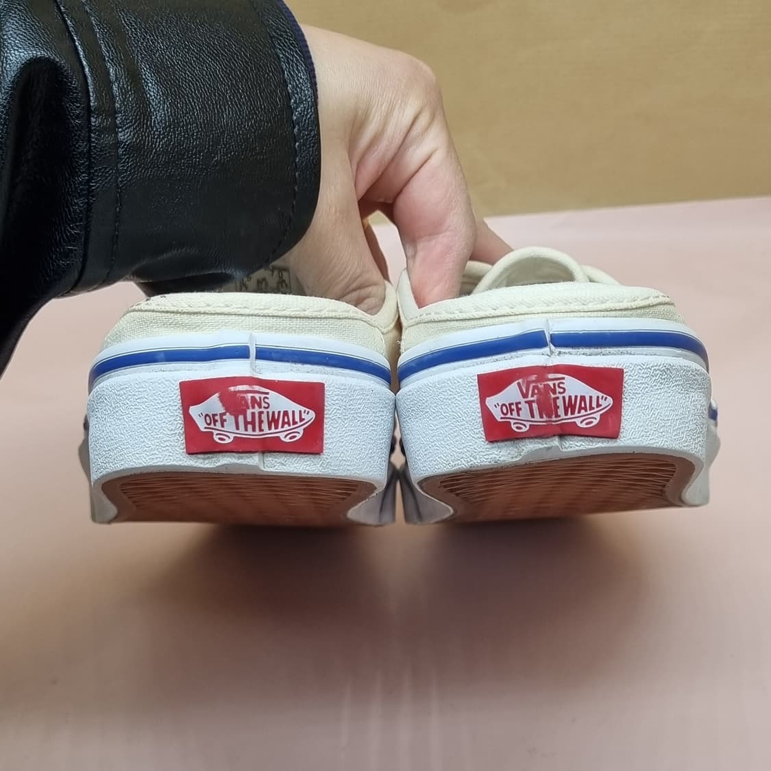 반스 어센틱 뮬 235 상품이미지4