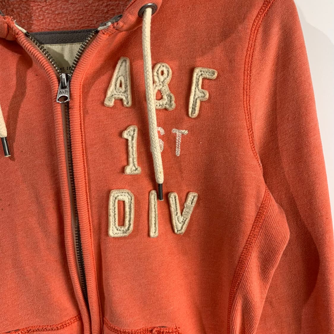 아베크롬비 y2k 와투케 살몬 후드집업 상품이미지5